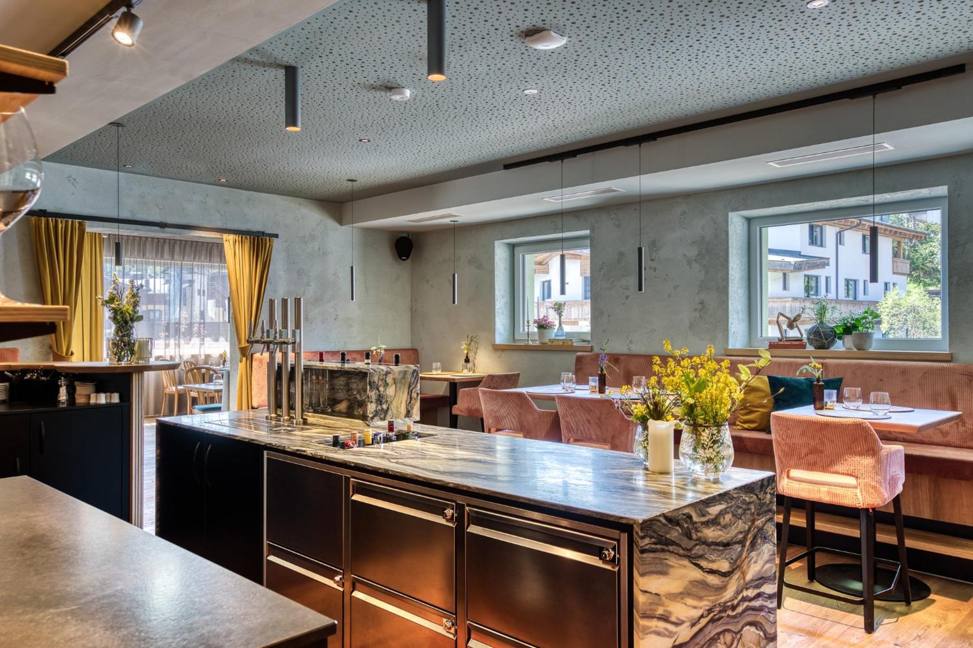 Boutiquehotel Zomm In Seefeld Seefeld in Tirol Exterior photo