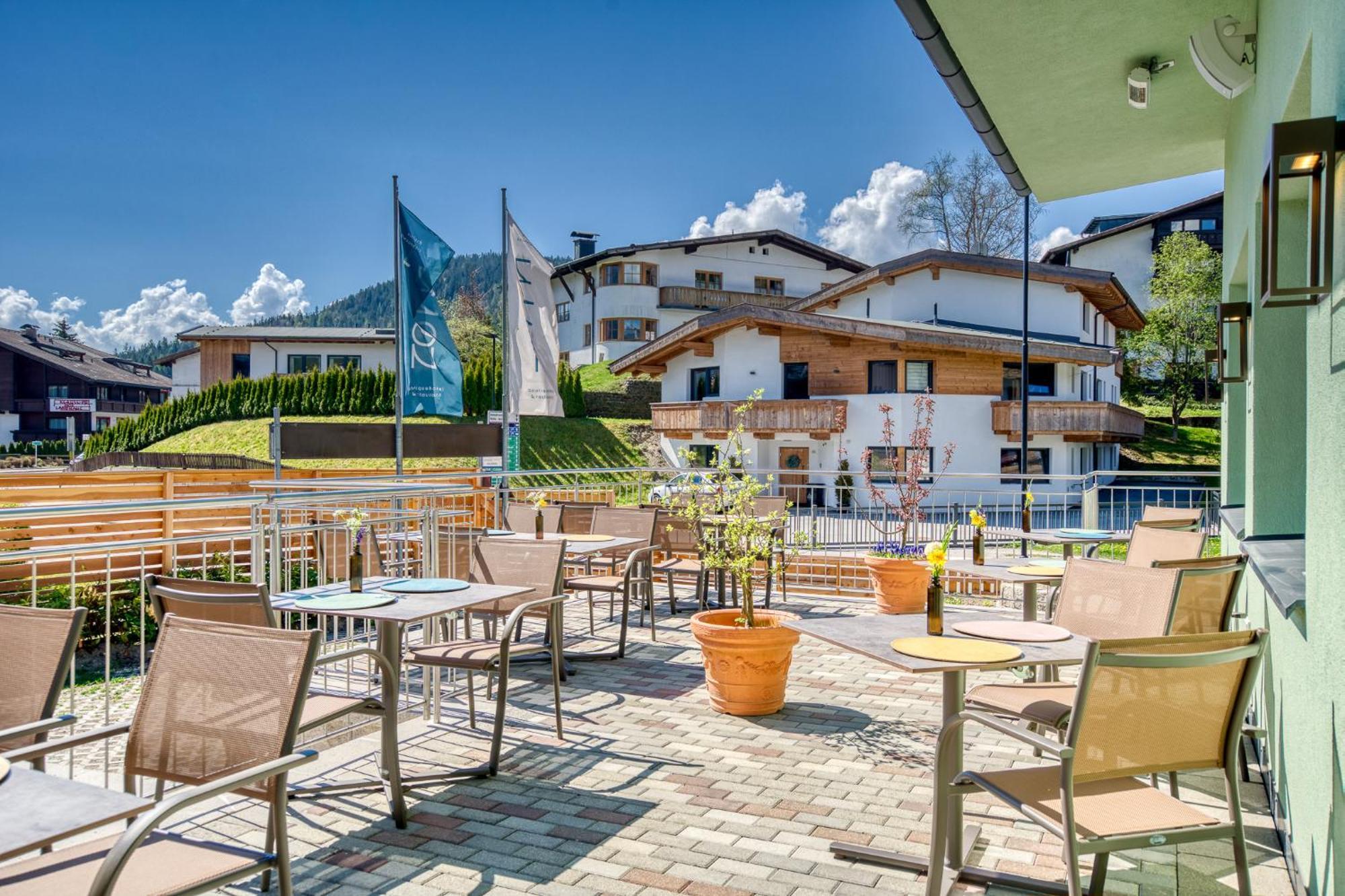 Boutiquehotel Zomm In Seefeld Seefeld in Tirol Exterior photo